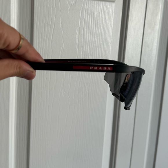 Prada Linea Rossa Active sunglasses black - Picture 5 of 12